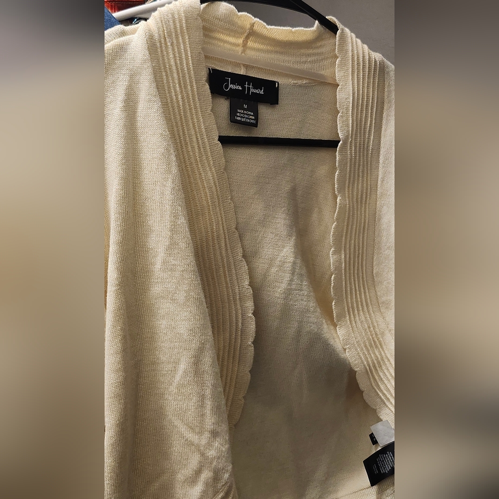 Sweater - Picture 5 of 5